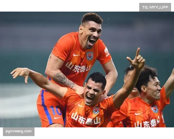 泰山缺少真正十号位中场核心 阵地进攻难以有效推进影响整体速率